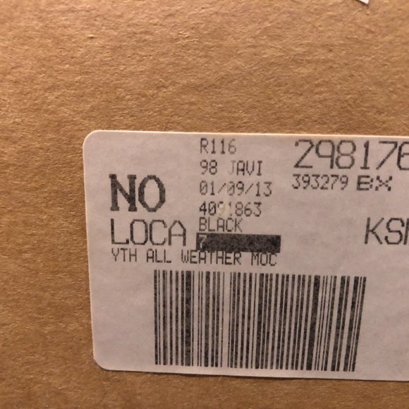 Youth Lands End All Weather Mocasin shoe size 7 - Picture 4 of 4